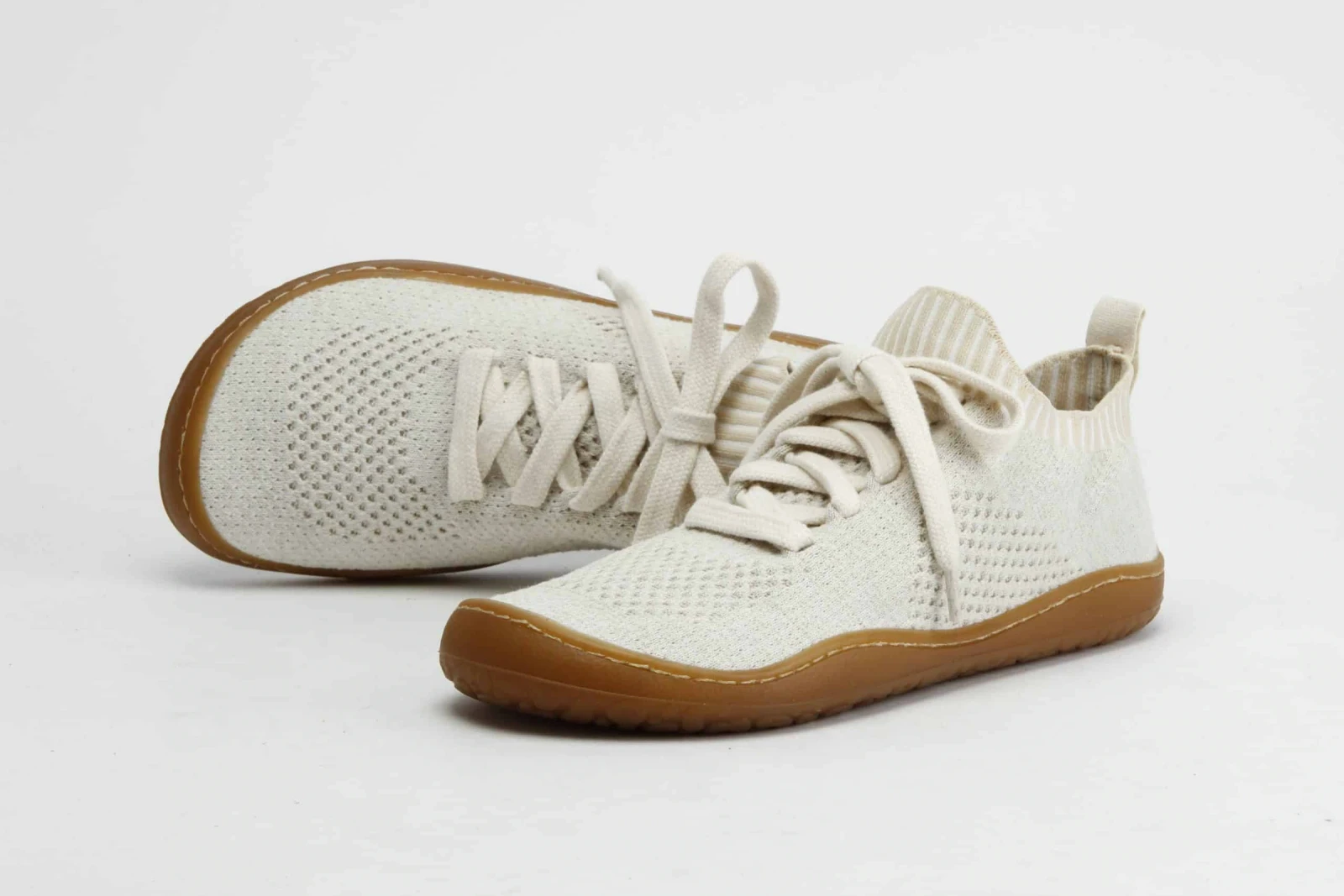 Босоногие кроссовки Sambas the bambas Essence Natural — фото 1 из 8