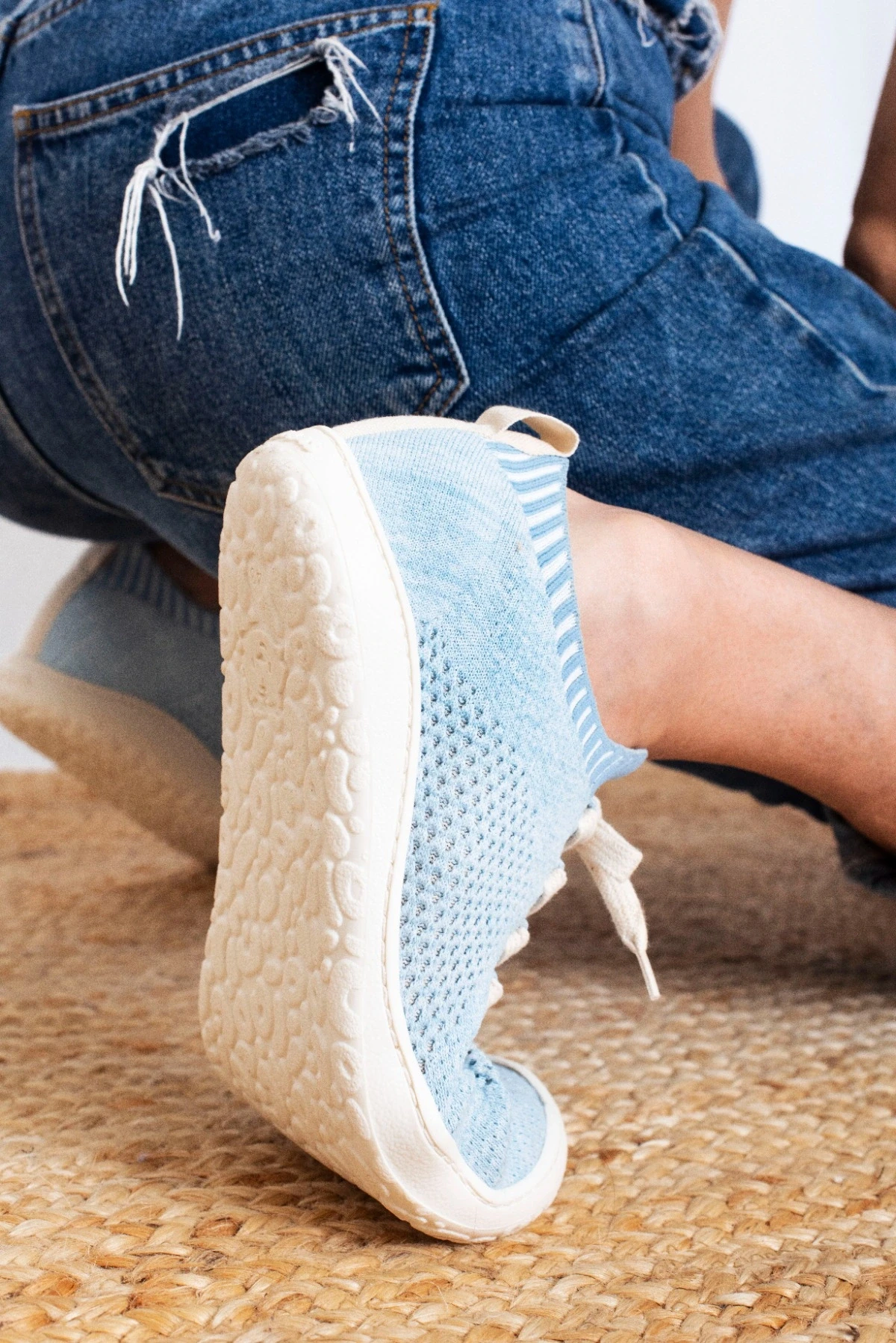 Босоногие кроссовки Sambas the bambas Essence Aura — голубые, фото 7